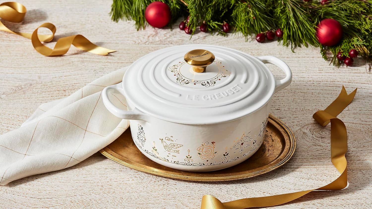 Le Creuset Noël Collection Enameled Cast Iron 12 Days of Christmas Round Dutch Oven, 3.5 qt., White - Image 4